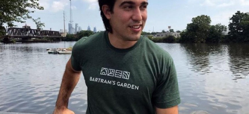 Justin Diberardinis on the job at Bartram's Garden in Southwest Philadelphia – image from Carpe Diem Philly