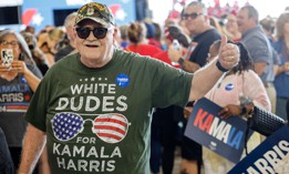 A supporter wears a “White Dudes for Kamala Harris” at a Harris campaign rally in Michigan on Aug. 7, 2024.